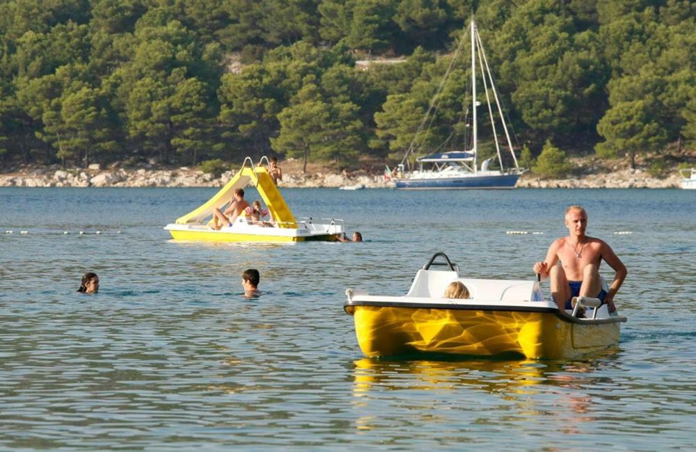 Holiday Home Orsag ドラゲ エクステリア 写真