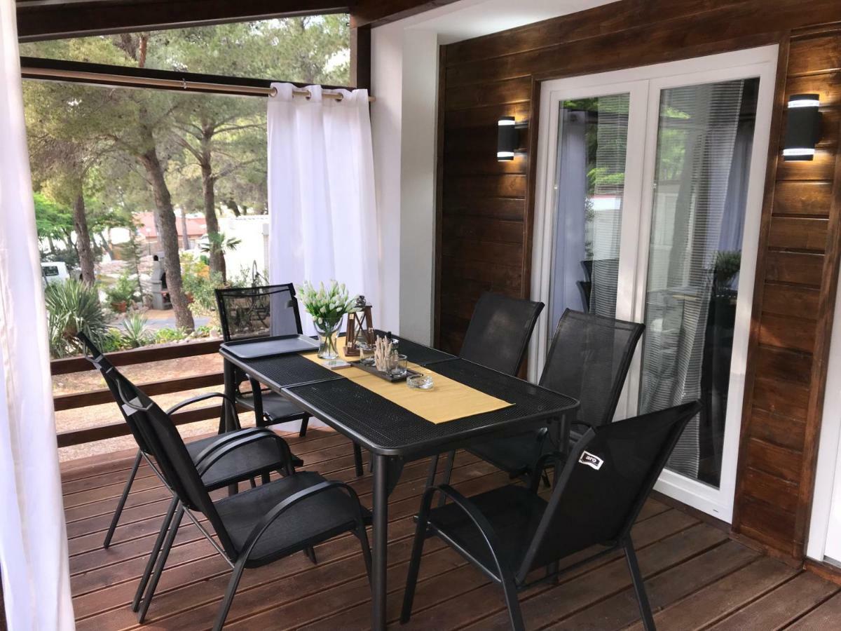 Holiday Home Orsag ドラゲ エクステリア 写真